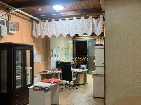 Sale, office space, 56m², Novo naselje, Novi Sad - image 3