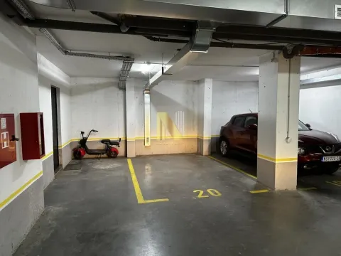 Rent, two bedroom apartment, 41m², Rotkvarija, Novi Sad Sve Podlokacije - image 14