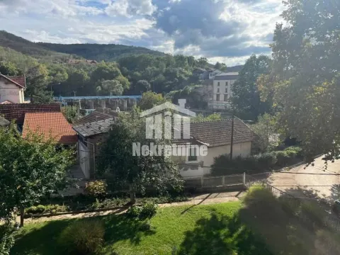 Sale, two bedroom apartment, 56m², Vlasotince, Srbija - image 20