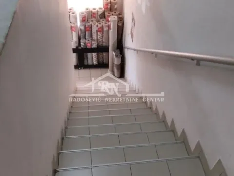 Izdavanje, poslovni prostor, 151m², Zemun Sve Podlokacije, Beograd - image 2