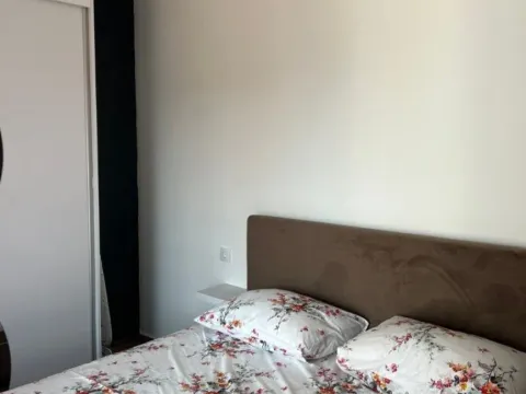 Izdavanje, dvosoban stan, 70m², Kalimanj, Tivat - image 13