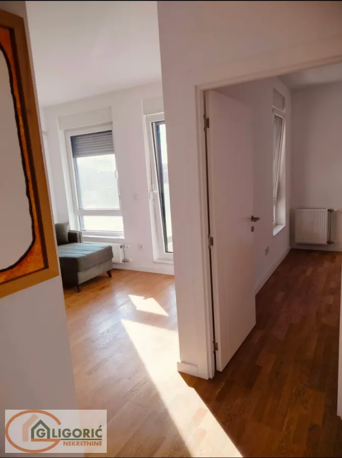 Prodaja, dvosoban stan, 44m², Novo naselje, Novi Sad