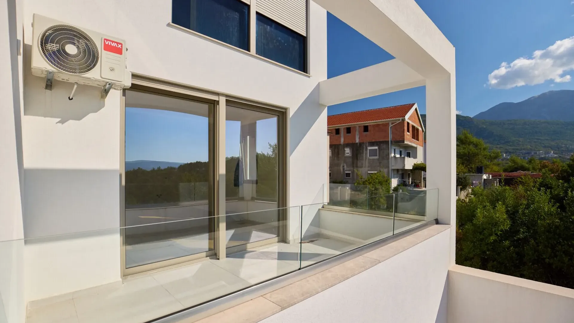 Prodaja, dvosoban stan, 111m², Mrčevac, Tivat