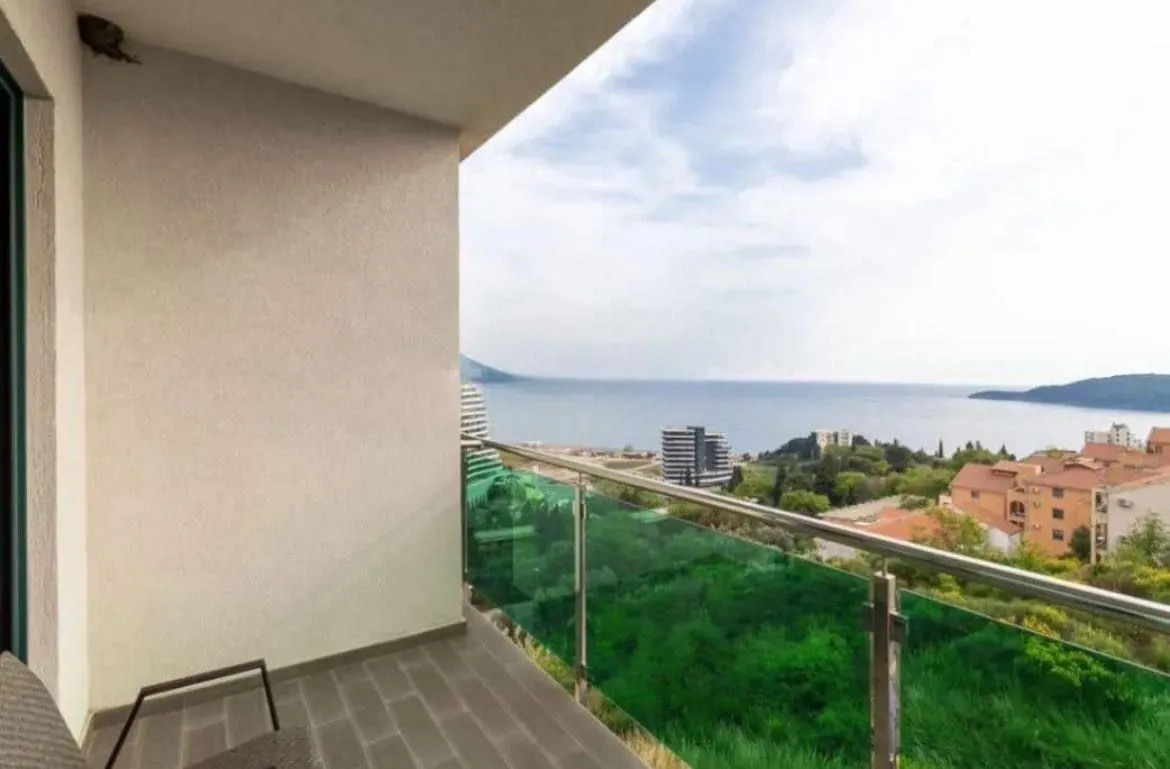 Prodaja, dvosoban stan, 81m², Bečići, Budva