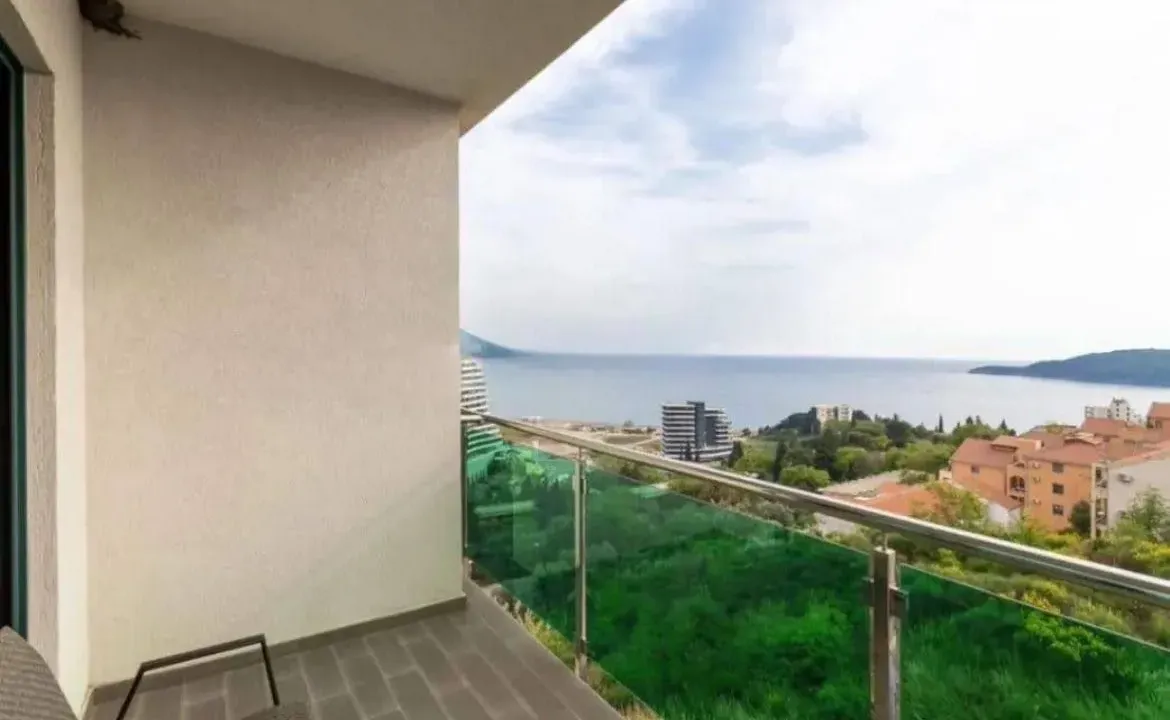 Prodaja, dvosoban stan, 81m², Bečići, Budva