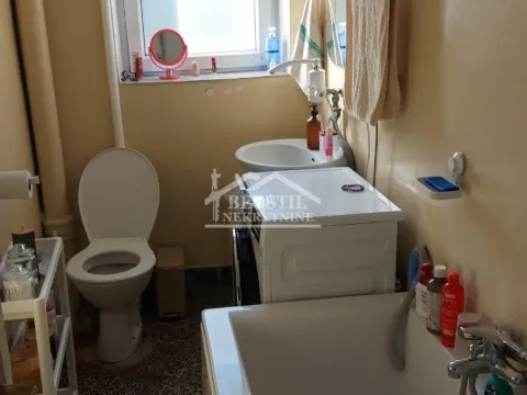 Sale, one bedroom apartment, 42m², Zemun Cara Dušana, Zemun Sve Podlokacije - image 6