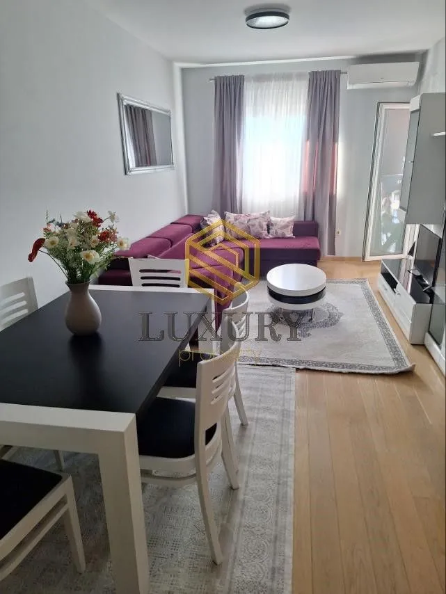 Rent, one bedroom apartment, 46m², City Kvart, Podgorica