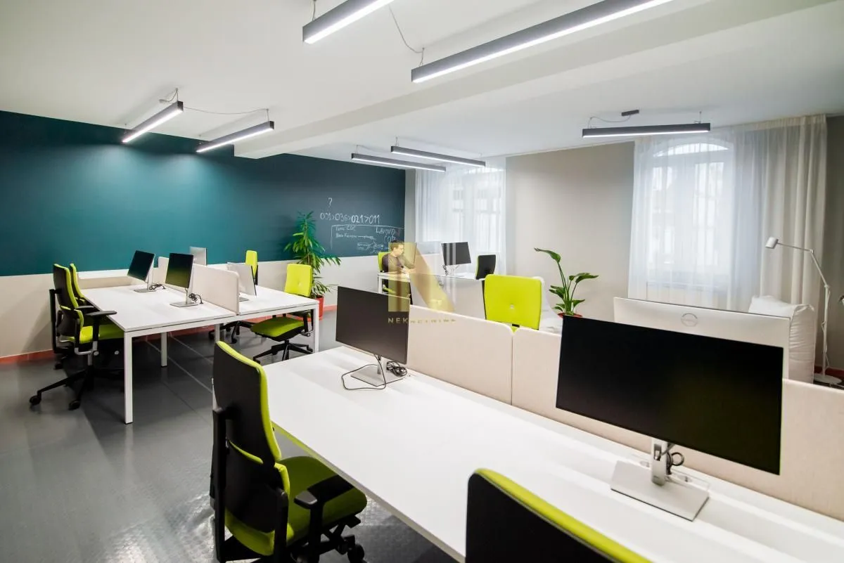Rent, office space, 353m², Novo naselje, Novi Sad