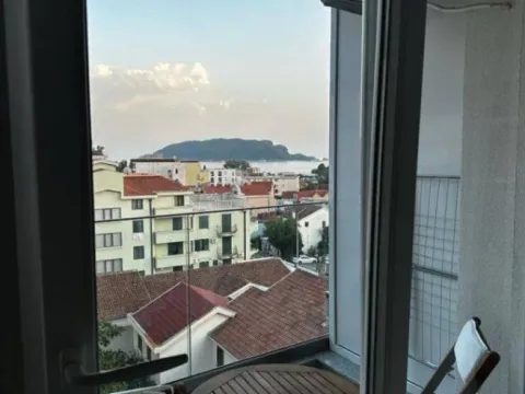 Rent, one bedroom apartment, 45m², Budva, Crna Gora - image 4