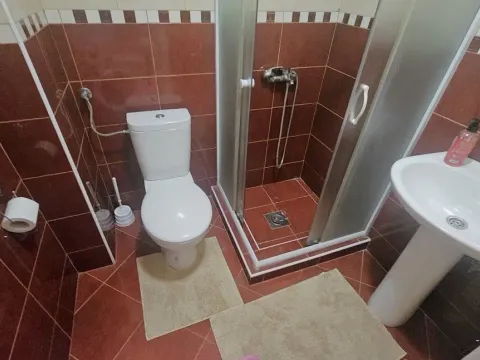 Rent, one bedroom apartment, 35m², Velji Vinogradi, Budva - image 9