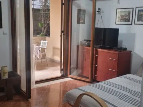 Prodaja, garsonjera, 33m², Budva, Crna Gora - image 7