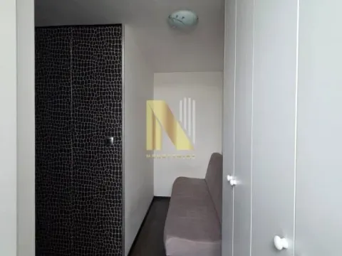 Izdavanje, trosoban stan, 86m², Centar, Novi Sad - image 7