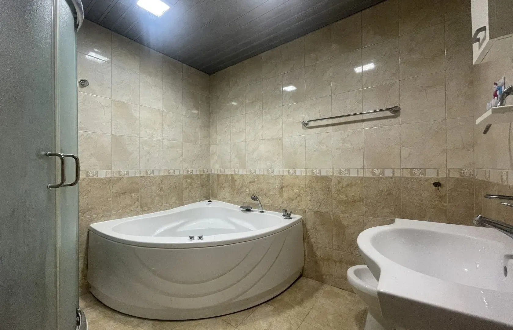 Prodaja, dvosoban stan, 73m², Budva, Crna Gora