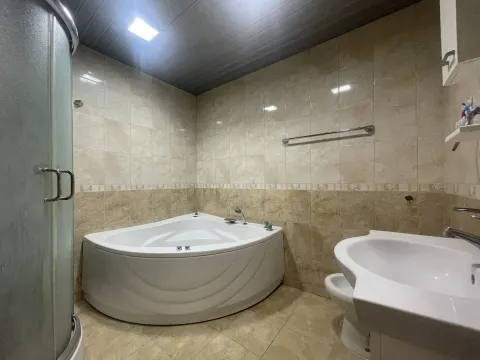 Prodaja, dvosoban stan, 73m², Budva, Crna Gora - image 13