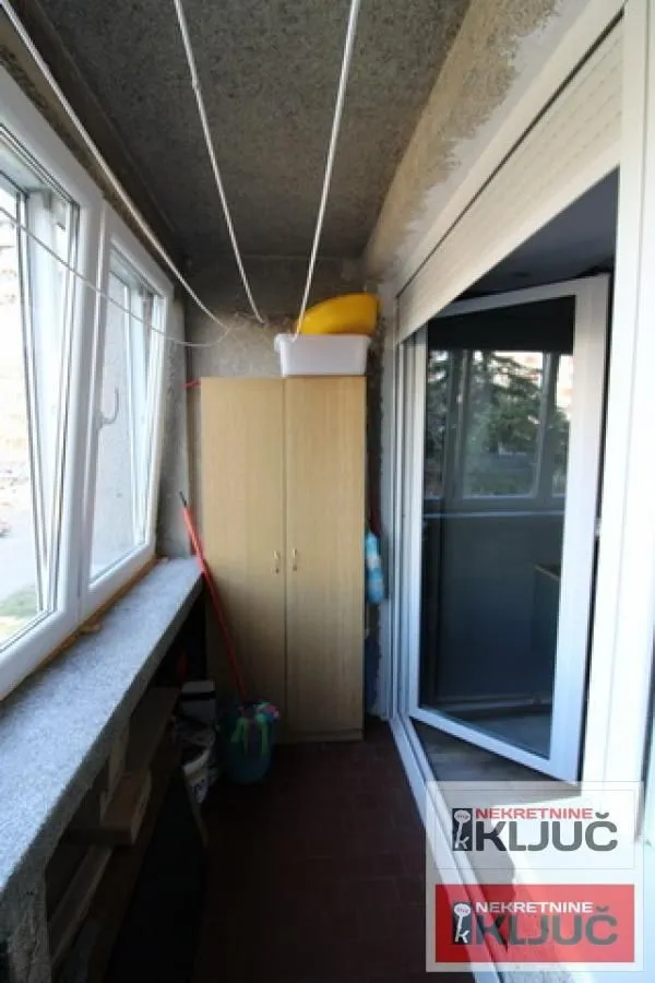 Prodaja, dvosoban stan, 63m², Bulevar Oslobodjenja, Novi Sad Sve Podlokacije