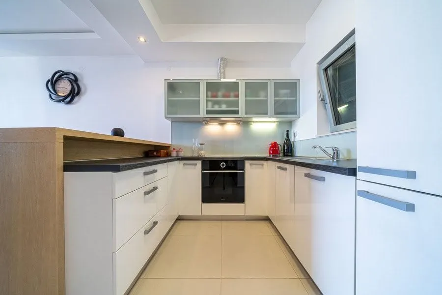 Sale, apartment, 75m², Pržno, Budva