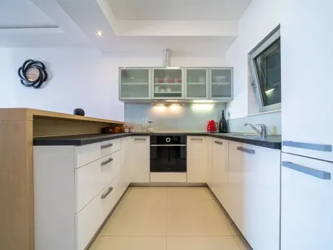 Sale, apartment, 75m², Pržno, Budva - image 13