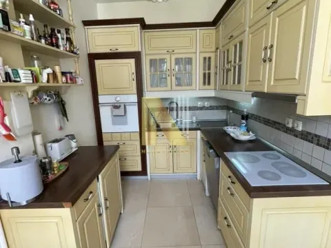 Prodaja, kuća, 340m², Futog, Novi Sad Sve Podlokacije - image 7