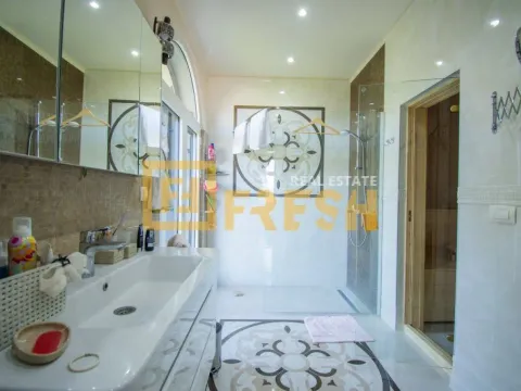 Prodaja, kuća, 371m², Tivat, Crna Gora - image 33