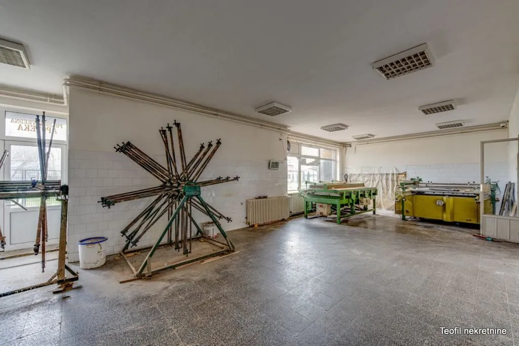 Sale, office space, 1200m², Bečej, Novi Sad