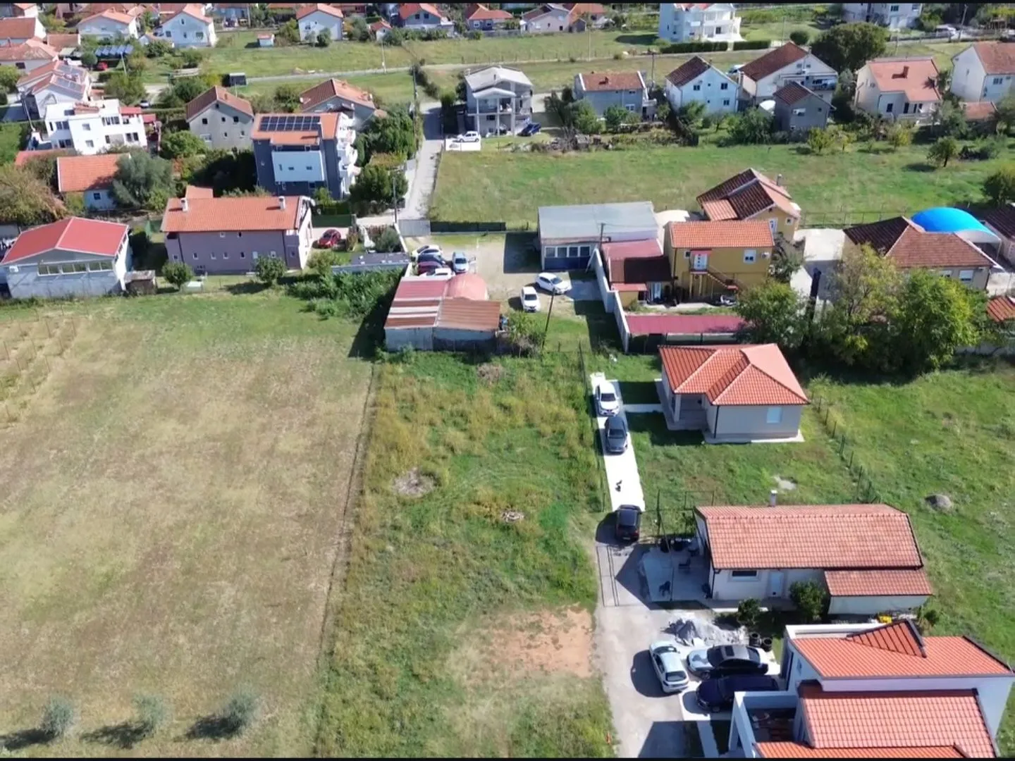 Prodaja, plac, 530m², Tološi, Podgorica