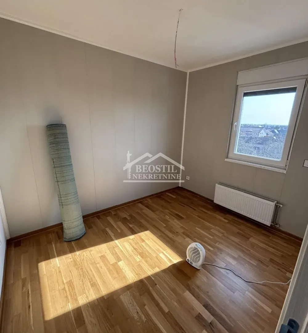 Prodaja, jednosoban stan, 43m², Centar, Stara Pazova