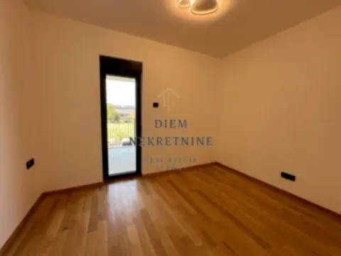 Prodaja, dvosoban stan, 76m², Zabjelo, Podgorica - image 5