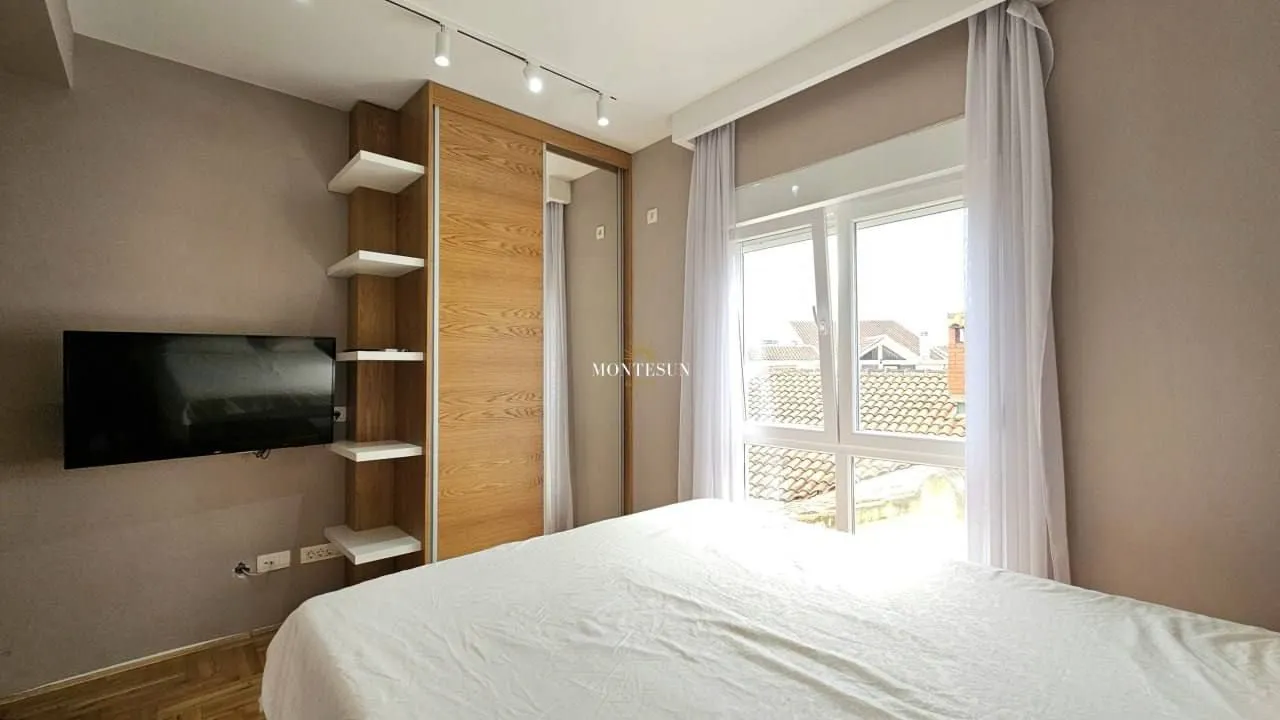 Izdavanje, dvosoban stan, 65m², Maslinjak, Budva