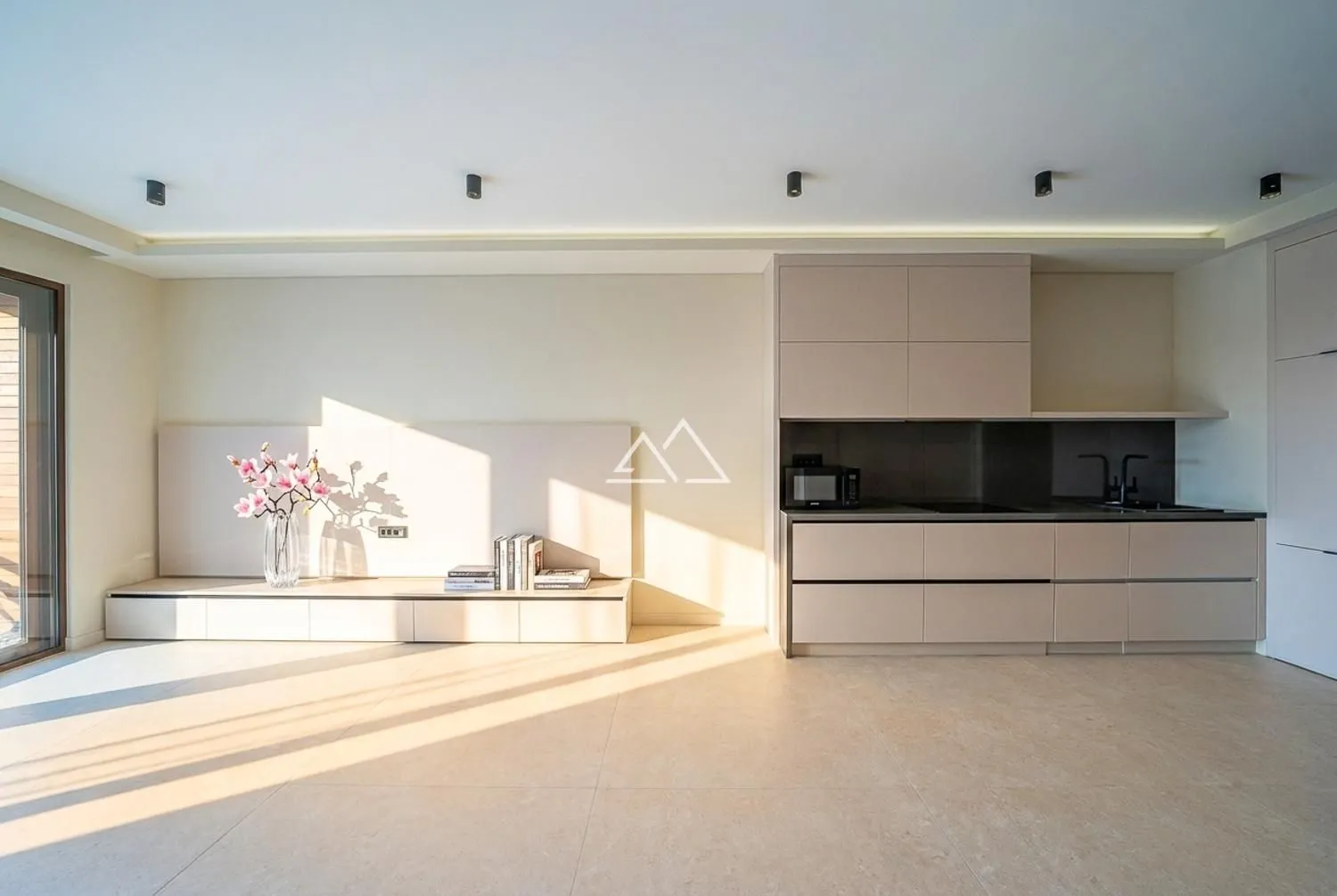 Sale, two bedroom apartment, 125m², Centar, Tivat