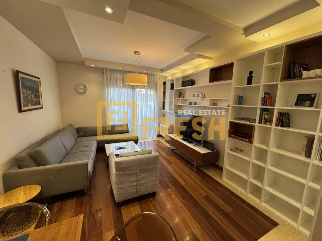 Prodaja, dvosoban stan, 74m2, Centar, Podgorica