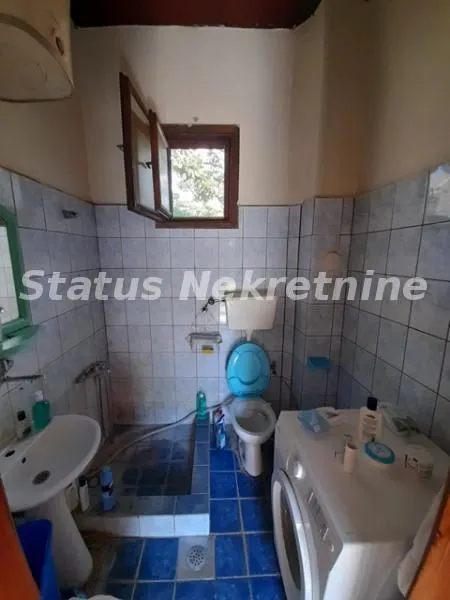 Prodaja, kuća, 230m², Sremska Mitrovica, Srbija