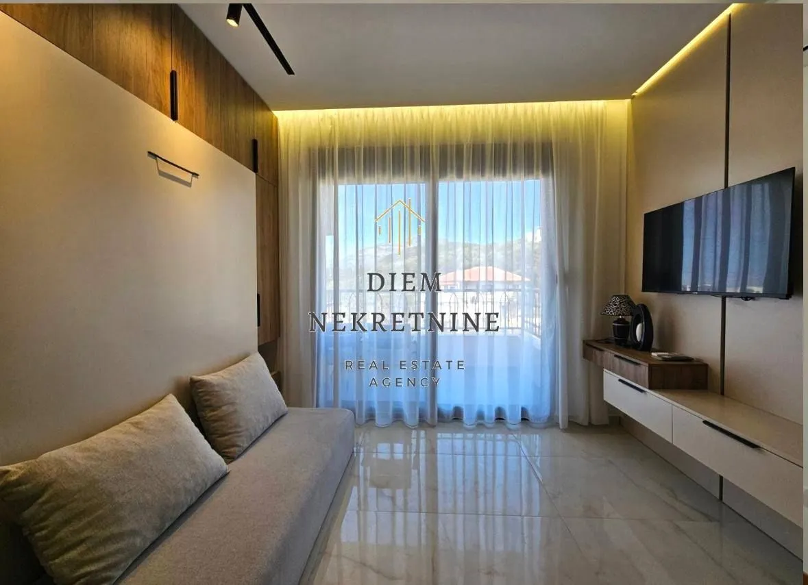 Rent, studio apartment, 25m², Čeluga, Bar