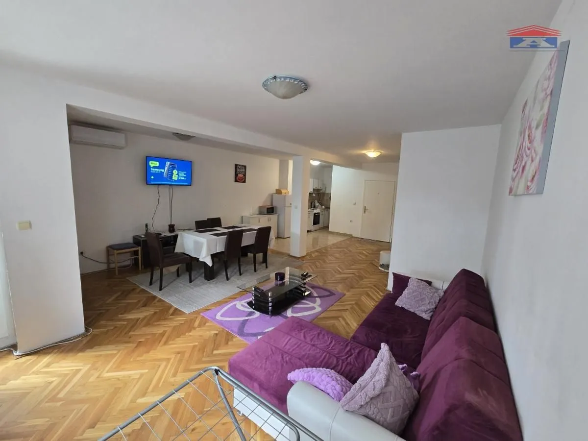 Prodaja, trosoban stan, 92m², Bulevar Oslobodjenja, Novi Sad Sve Podlokacije