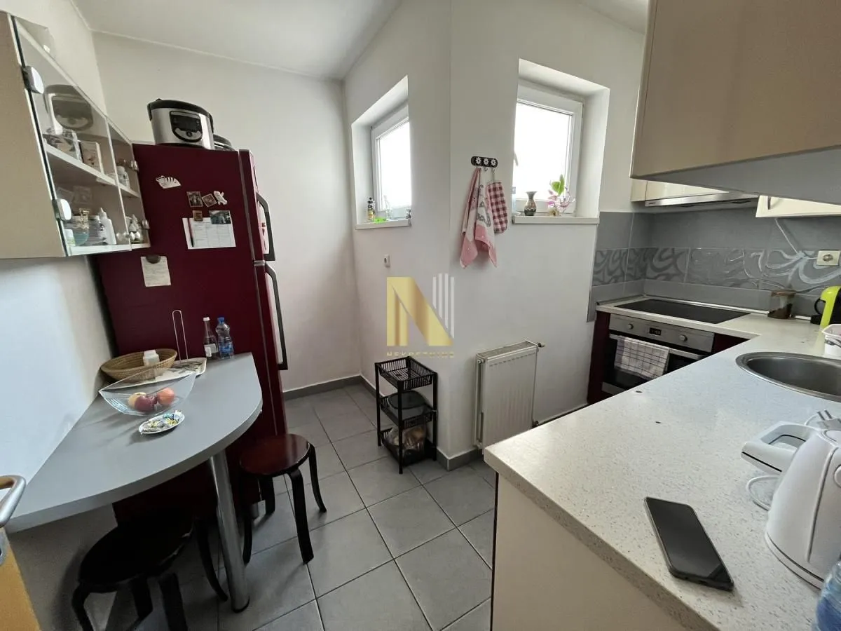 Prodaja, stan, 120m², Nova Detelinara, Novi Sad Sve Podlokacije