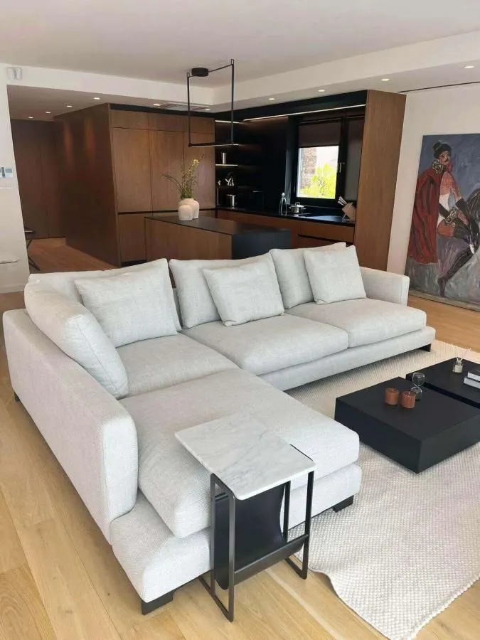 Izdavanje, trosoban stan, 120m², Stari Grad, Beograd