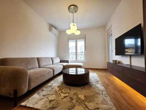 Rent, apartment, 82m², Stari Aerodrom, Podgorica - image 1