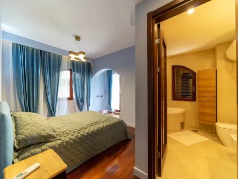 Sale, apartment, 86m², Petrovac, Budva - image 2