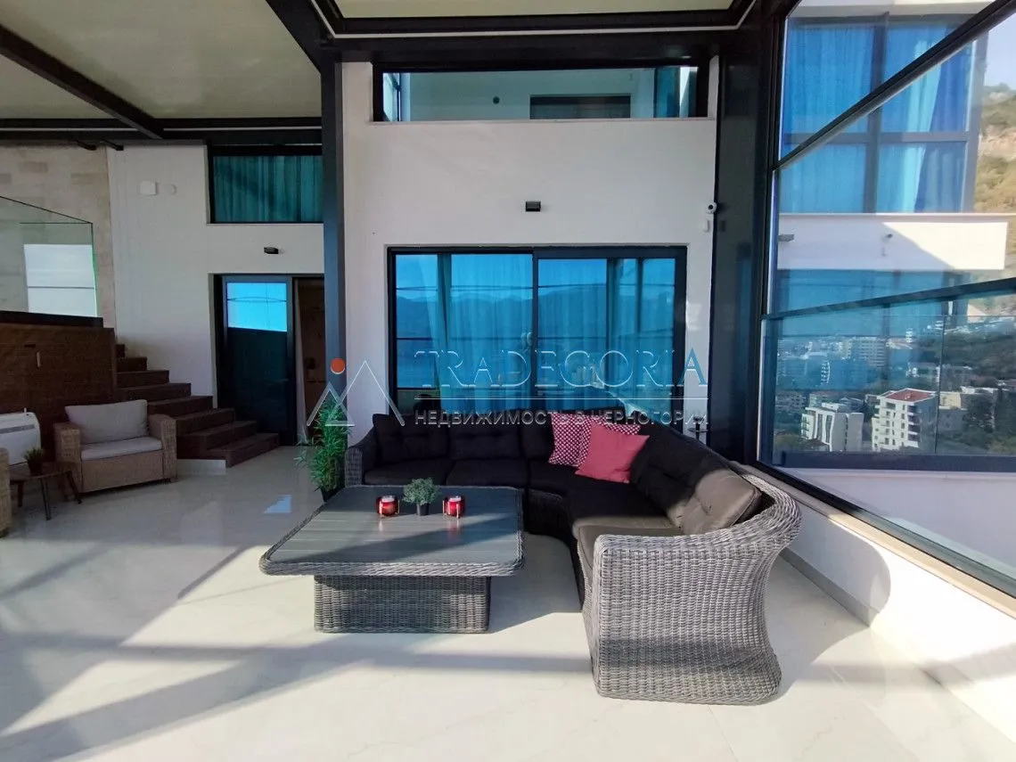 Prodaja, stan, 300m², Bečići, Budva