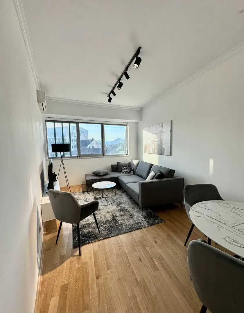 Rent, one bedroom apartment, 53m², Centar, Podgorica