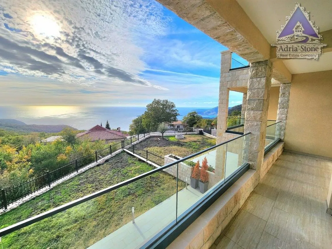 Sale, house, 201m², Kuljače, Budva