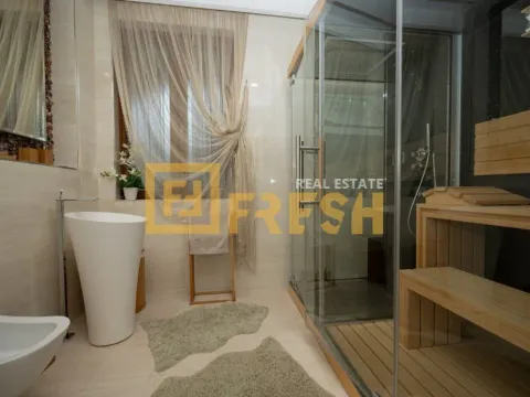 Prodaja, kuća, 300m², Tivat, Crna Gora - image 16