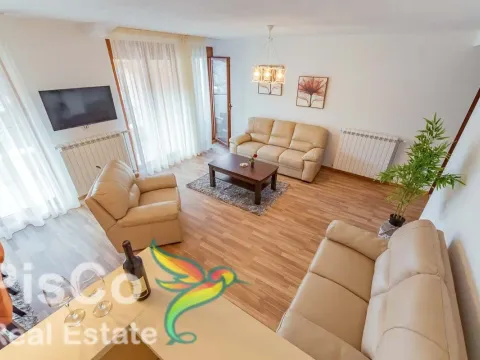 Prodaja, stan, 414m², Kolašin, Crna Gora - image 9