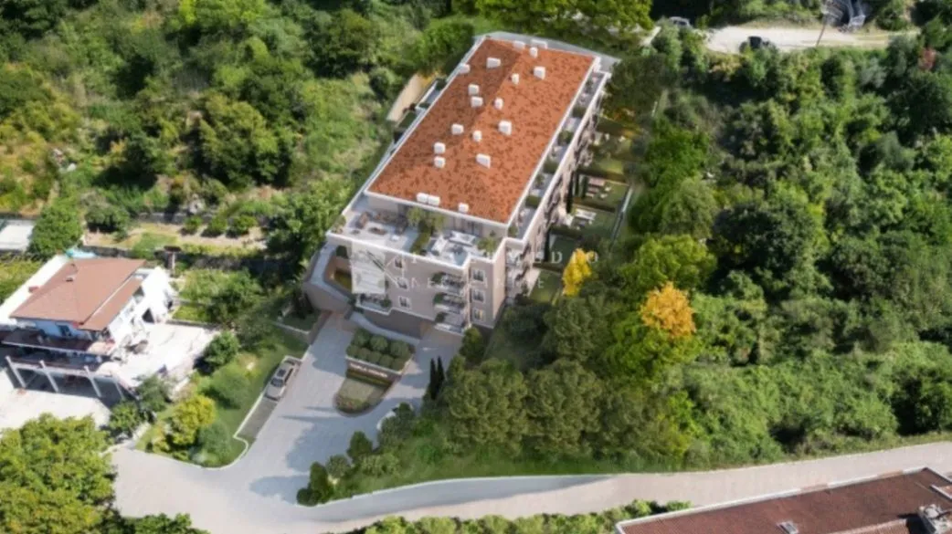 Prodaja, trosoban stan, 96m², Topla, Herceg Novi