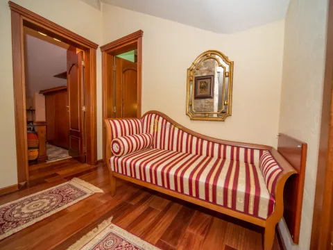 Sale, house, 168m², Cetinje, Crna Gora - image 2