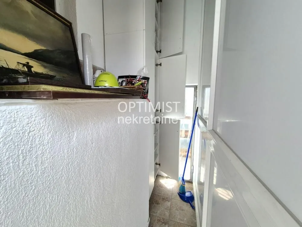 Rent, three bedroom apartment, 72m², Vračar Centar, Vračar Sve Podlokacije