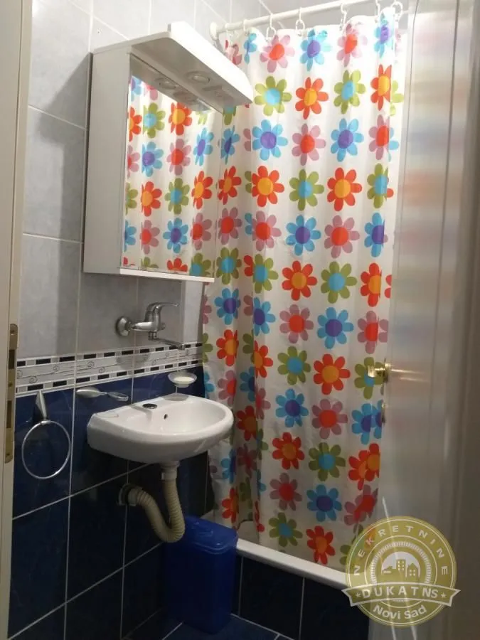 Izdavanje, jednosoban stan, 36m², Nova Detelinara, Novi Sad Sve Podlokacije