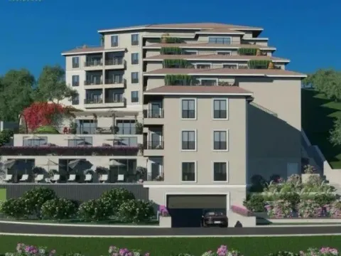 Prodaja, jednosoban stan, 42m², Bečići, Budva - image 1