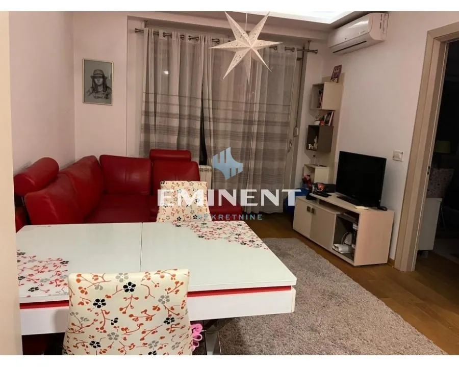 Izdavanje, stan, 43m², Banovo Brdo, Beograd