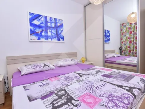 Rent, one bedroom apartment, 45m², City Kvart, Podgorica - image 8