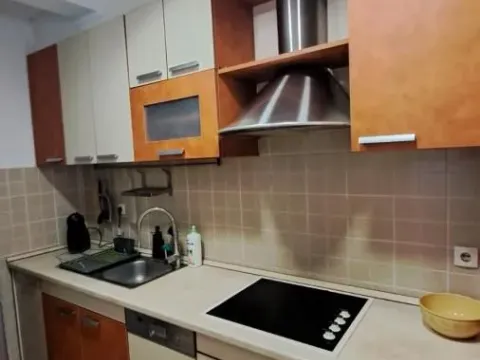 Izdavanje, trosoban stan, 70m², Nova Detelinara, Novi Sad Sve Podlokacije - image 2